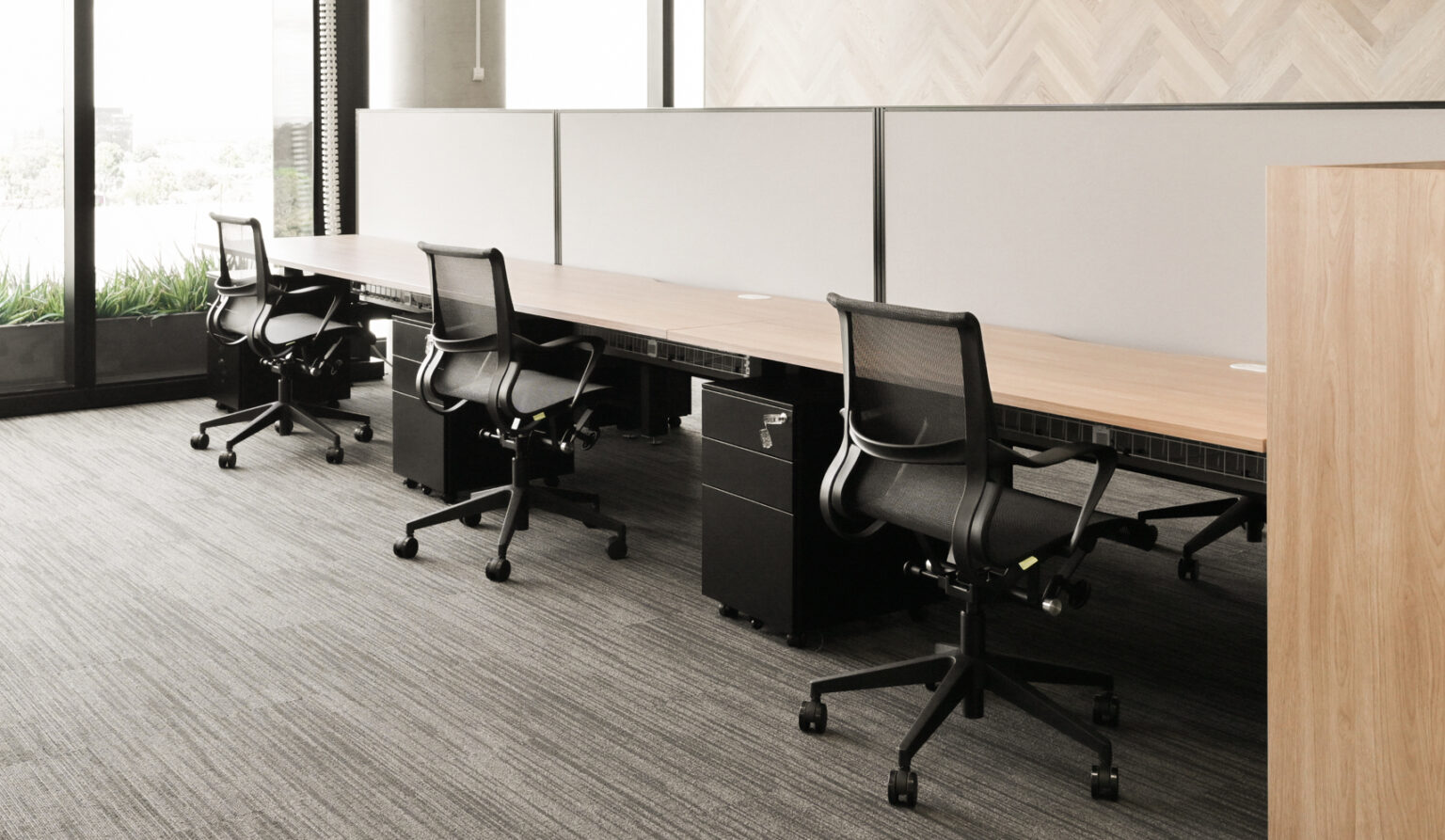An office desk with chairs