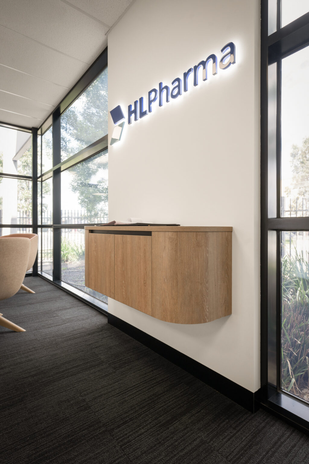 HL Pharma Office Desk